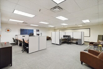 1325 W Auto Dr, Tempe, AZ for lease Interior Photo- Image 2 of 7