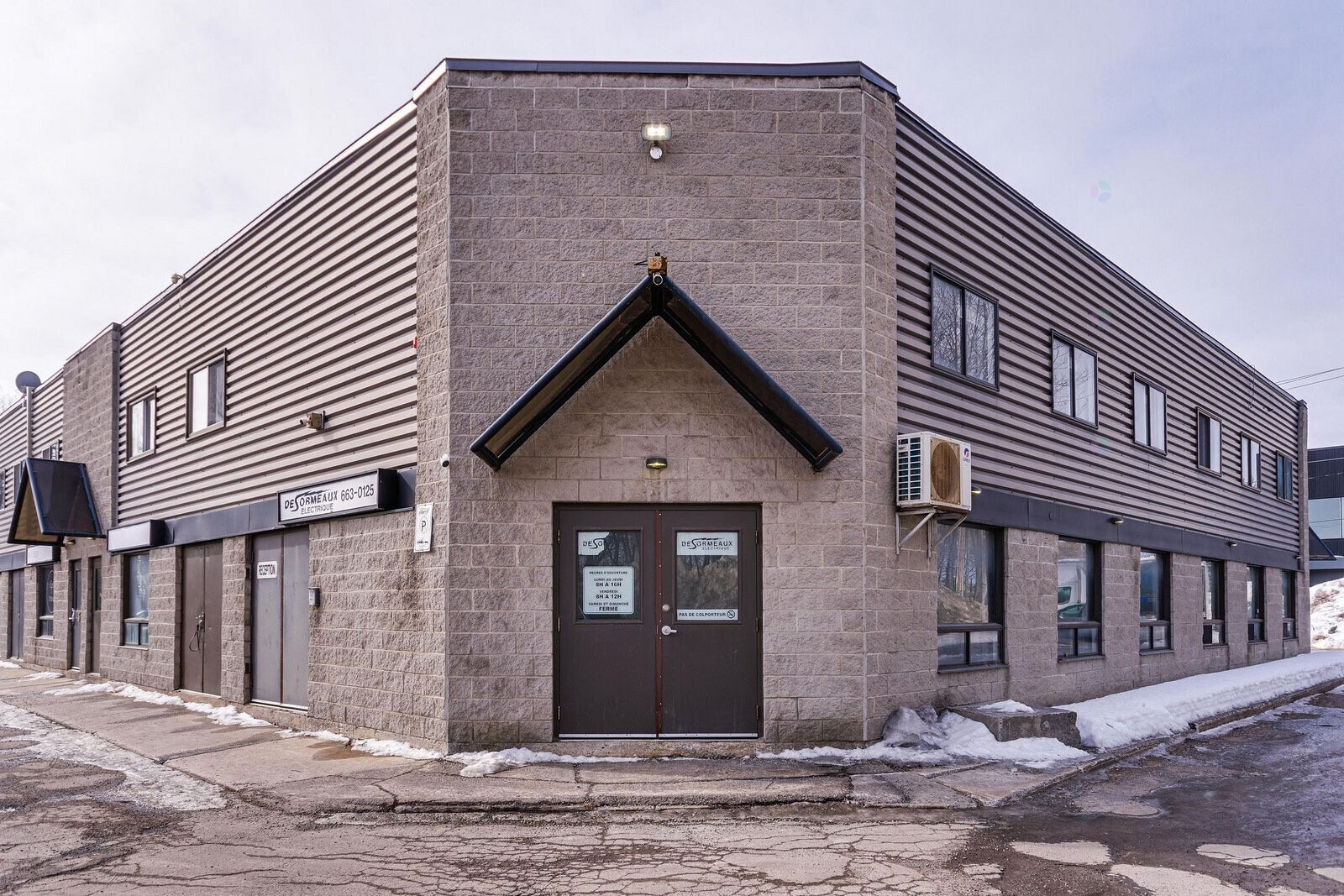 1695 Rue Atmec, Gatineau, QC for sale Building Photo- Image 1 of 2