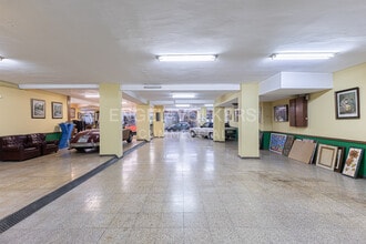 Commerce de détail dans Barcelone, Barcelona à louer Photo intérieure- Image 2 de 9