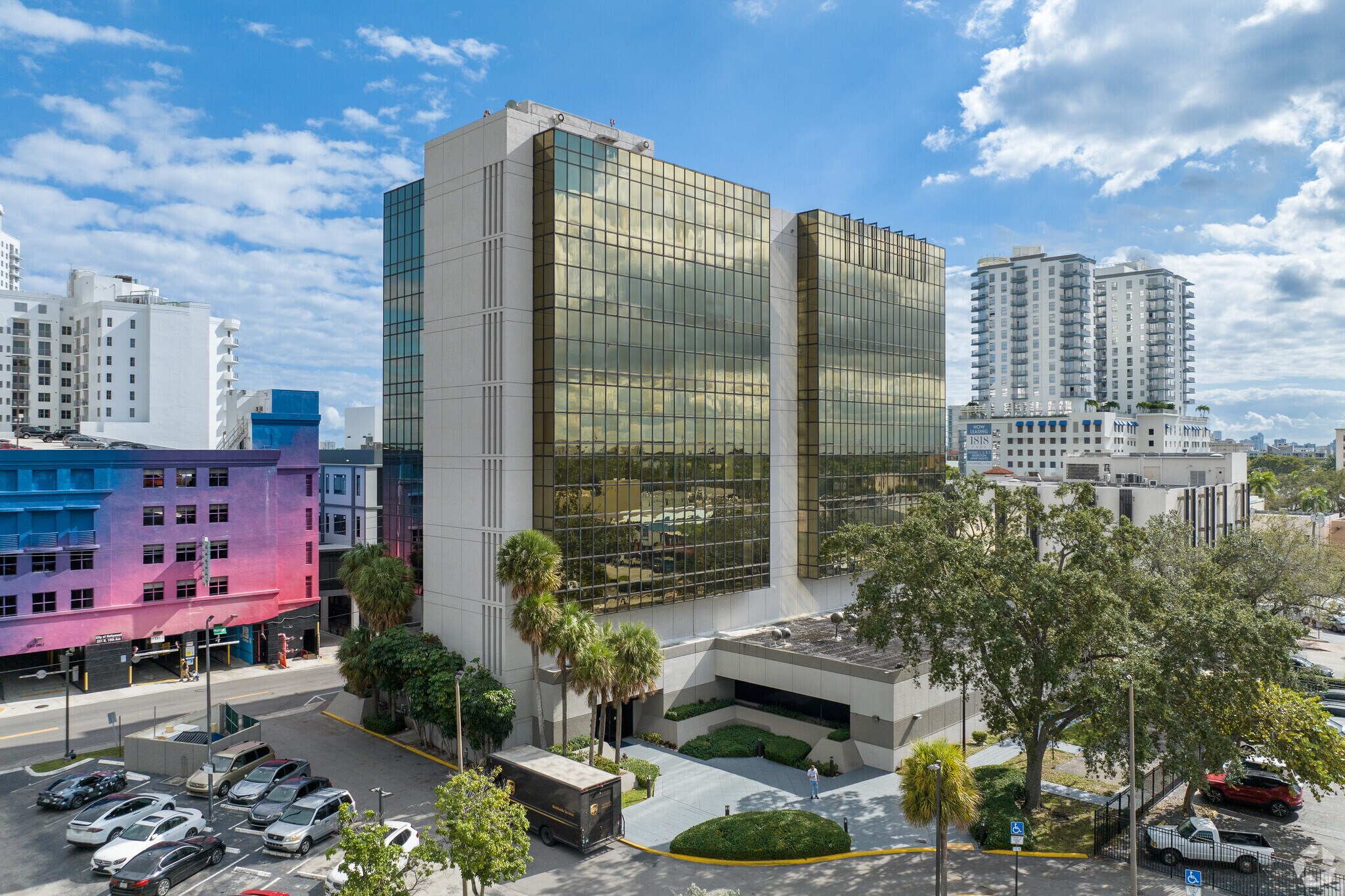 1909 Tyler St, Hollywood, FL à louer Photo principale- Image 1 de 62