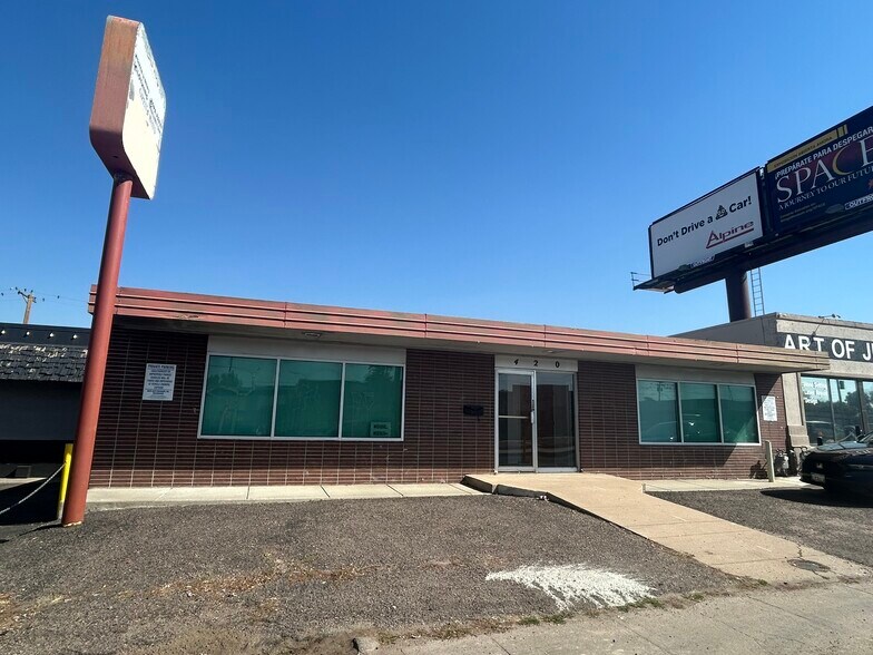 420 S Federal Blvd, Denver, CO à vendre - Photo du bâtiment - Image 3 de 38