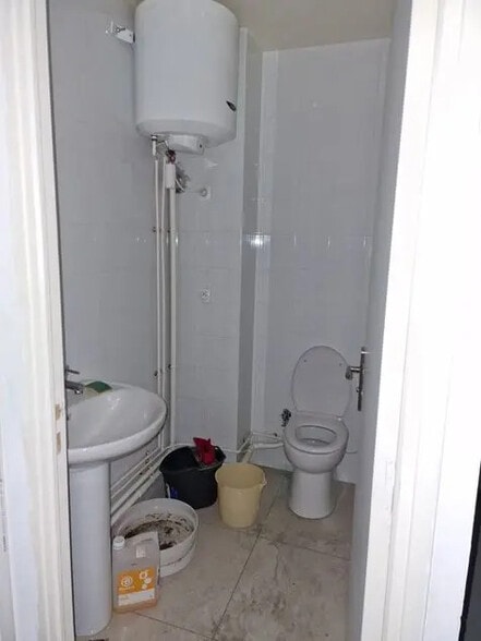 Commerce de détail dans Paris à louer - Photo intérieure - Image 3 de 7