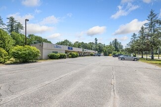 More details for 585 Calef Hwy, Barrington, NH - Retail for Sale