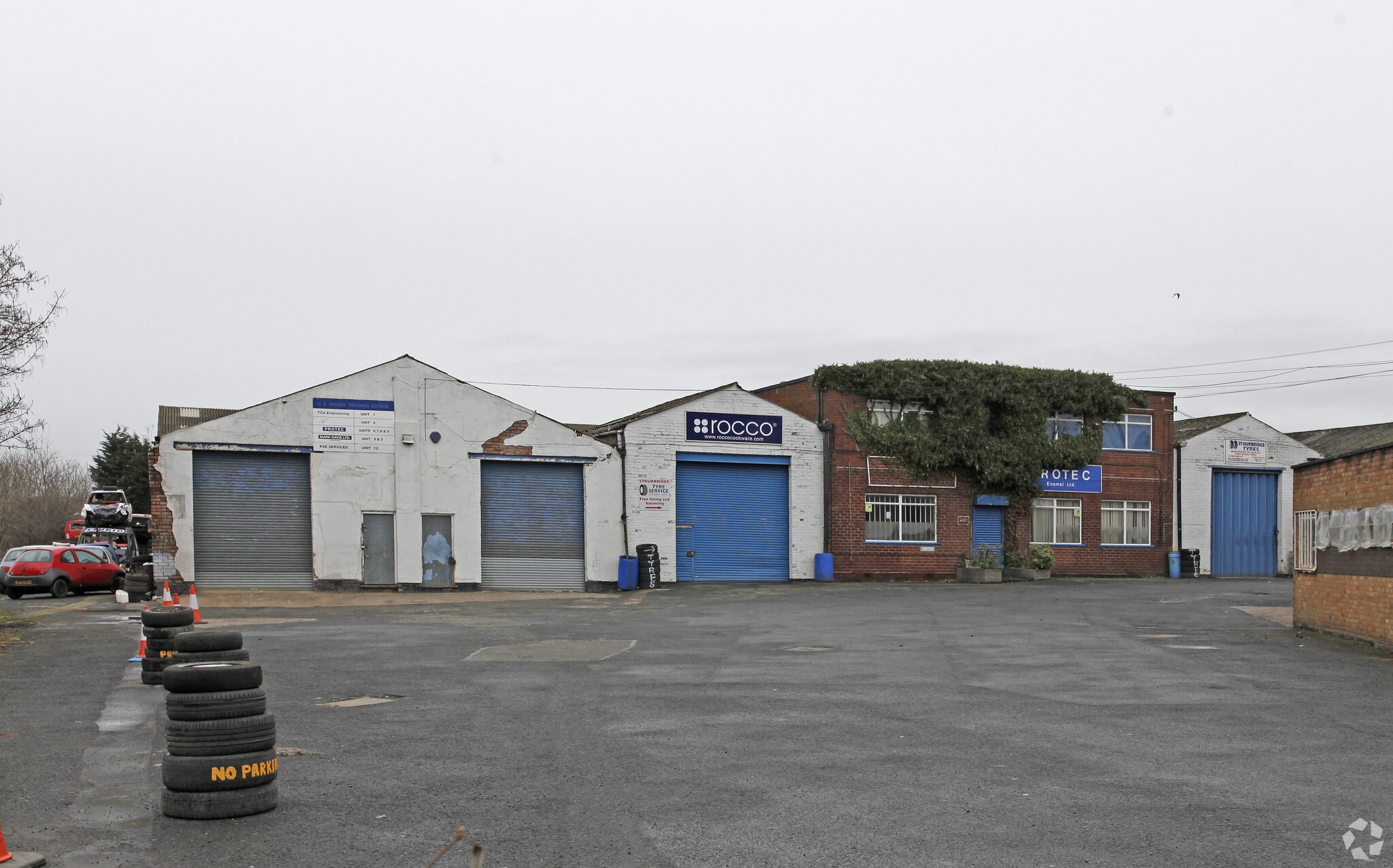 Hayes Ln, Stourbridge for lease Primary Photo- Image 1 of 8