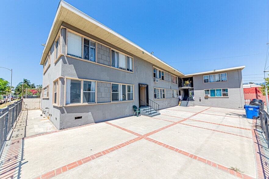 1475 Venice Blvd, Los Angeles, CA à vendre - Photo du bâtiment - Image 2 de 37