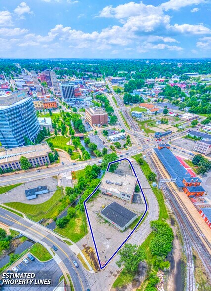 409 Hupp Ave, Jackson, MI à vendre - Photo du bâtiment - Image 3 de 35