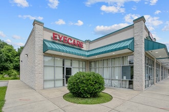 590 Cedar Creek Rd, Fayetteville, NC for lease Building Photo- Image 2 of 16