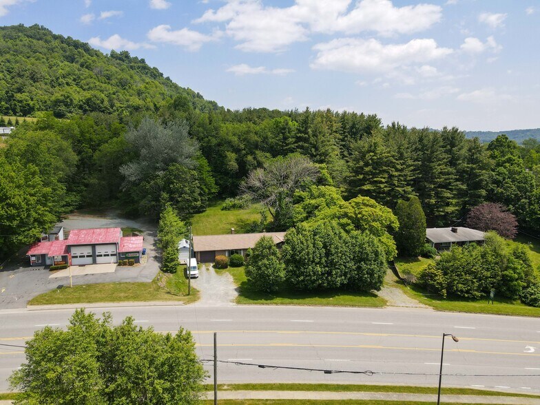 1545 U. S. Highway 421, Boone, NC à vendre - Photo du bâtiment - Image 1 de 13