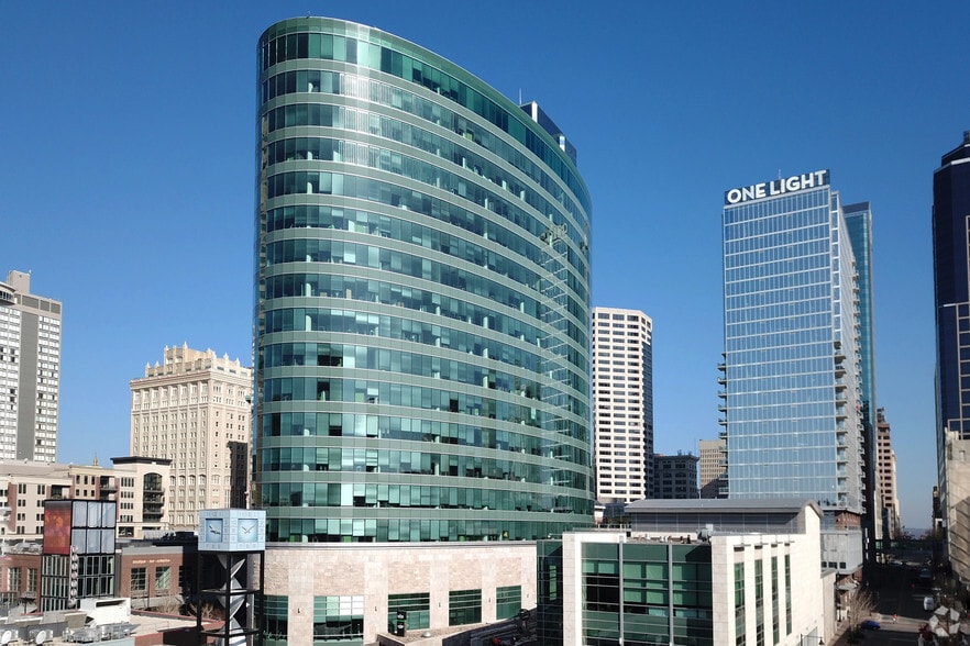 1301 Main St, Kansas City, MO for lease - Building Photo - Image 1 of 9