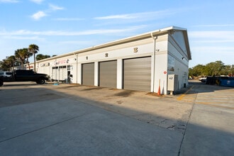 4590 Babcock St NE, Palm Bay, FL à louer Photo intérieure- Image 1 de 2