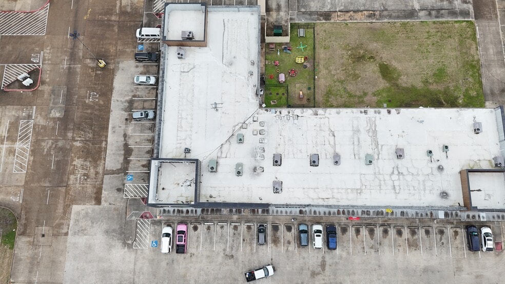 9404 W Sam Houston Pky S, Houston, TX for sale - Building Photo - Image 2 of 5