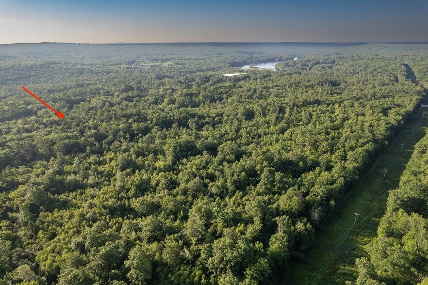 327 White Mountain Hwy, Milton, NH for sale - Primary Photo - Image 1 of 6