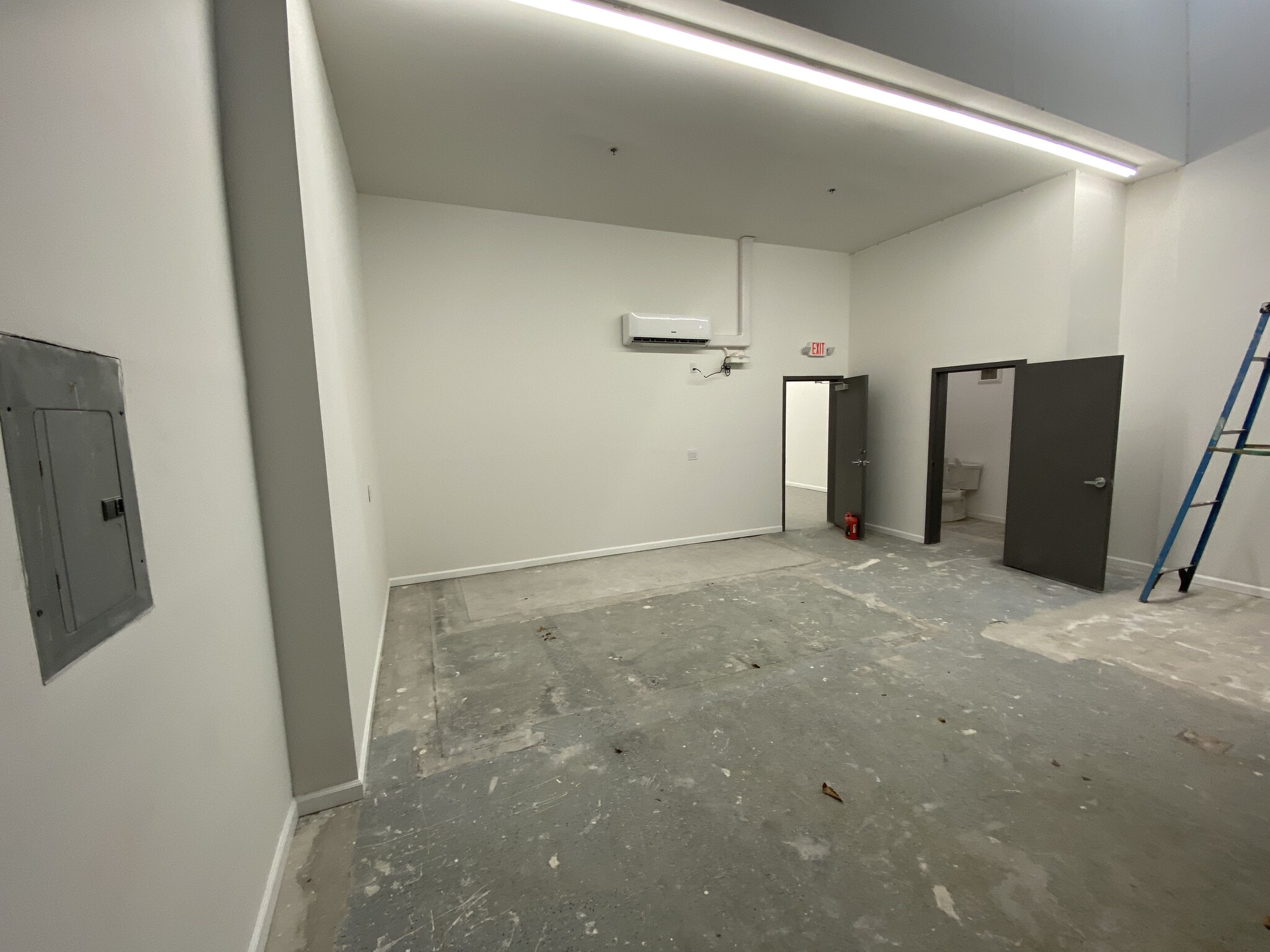 301 Route 17, Hillburn, NY for lease Interior Photo- Image 1 of 16