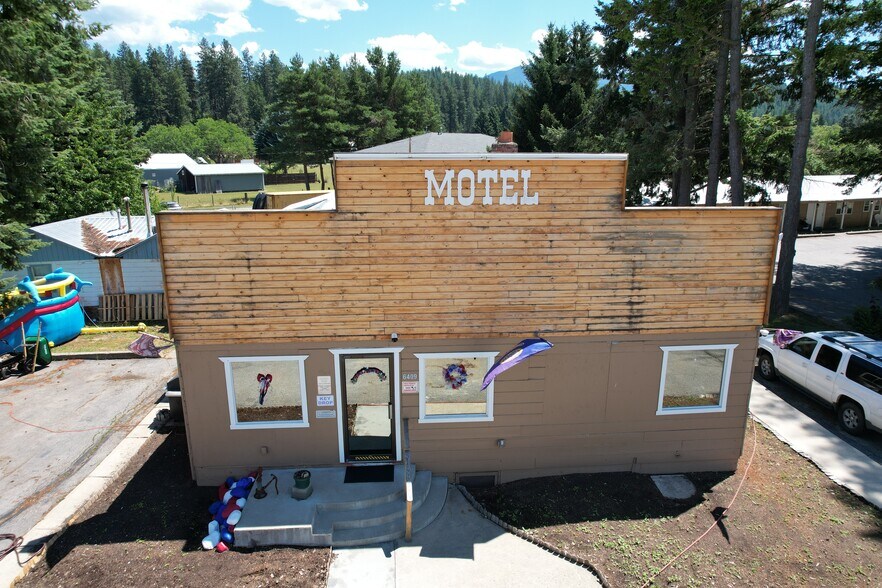 6409 S Main St, Bonners Ferry, ID for sale - Building Photo - Image 1 of 14