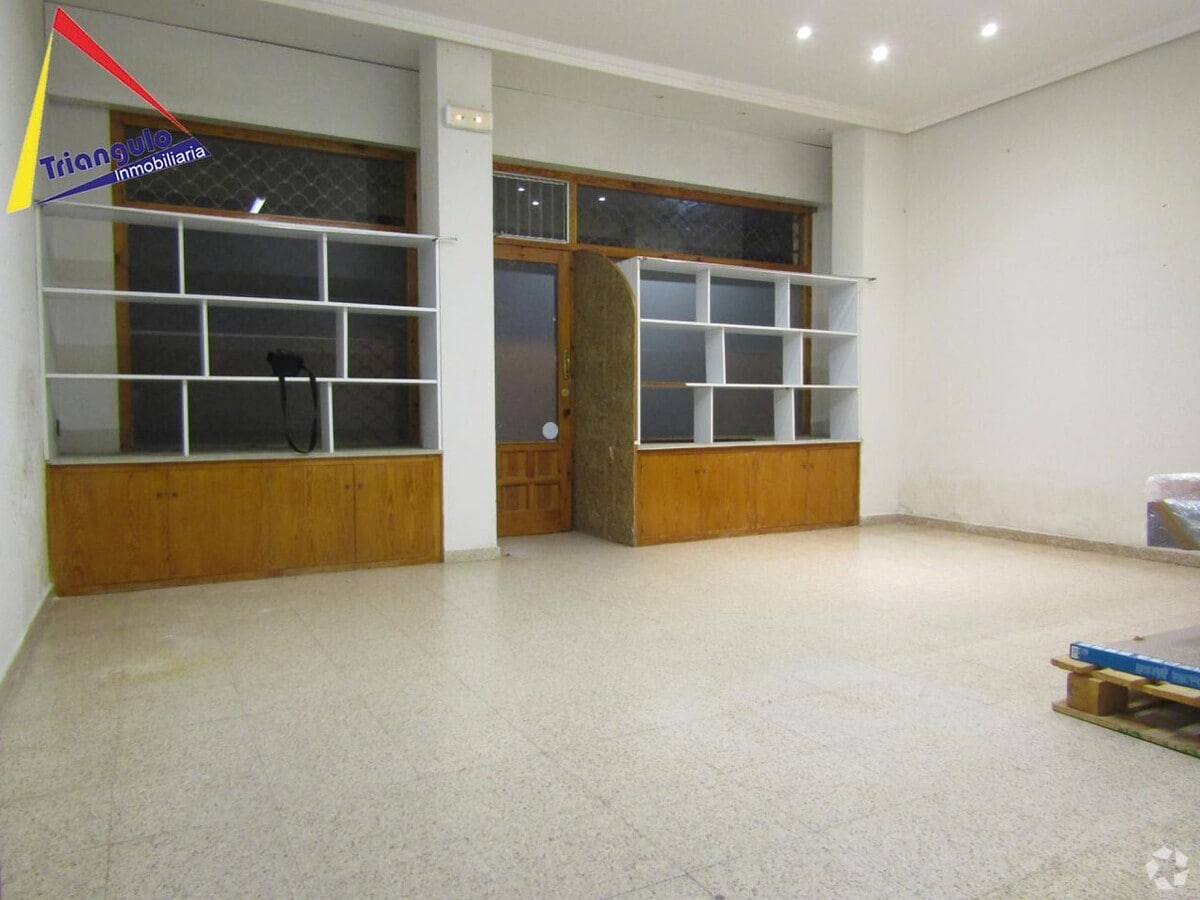 Segovia, SEG 40006 - Unit Puerta A2, Esc. U - - Interior Photo - Image 2 of 5