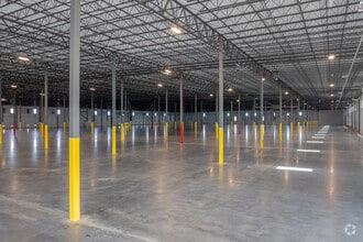 5000 Richmond St, Philadelphia, PA for lease Interior Photo- Image 2 of 7