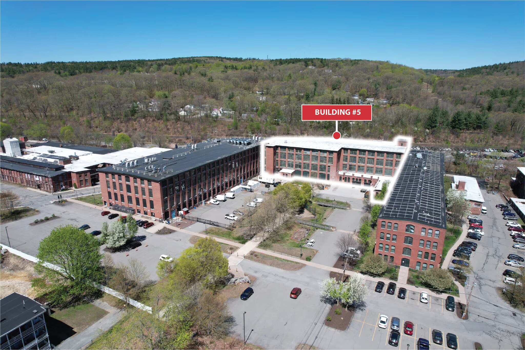 1 Oak Hill Rd, Fitchburg, MA à vendre Photo principale- Image 1 de 9