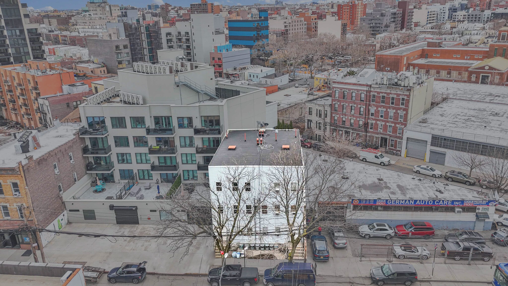 1422 Astoria Blvd, Astoria, NY à vendre Photo principale- Image 1 de 14