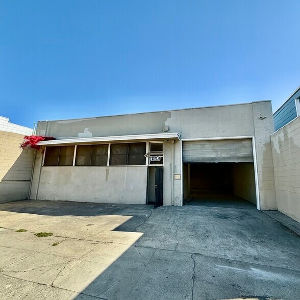 1828 International Blvd, Oakland, CA à louer - Photo du bâtiment - Image 1 de 15