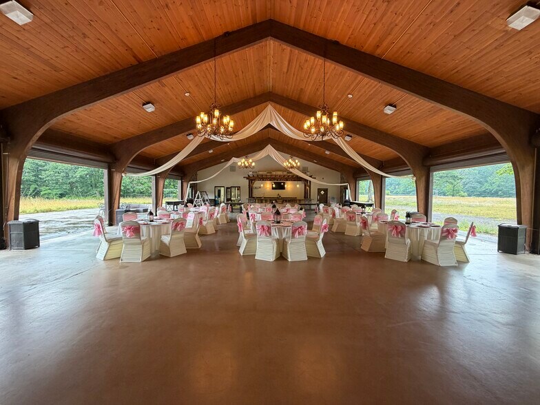 52 Nestle Dr, Fulton, NY à vendre - Photo du bâtiment - Image 1 de 23