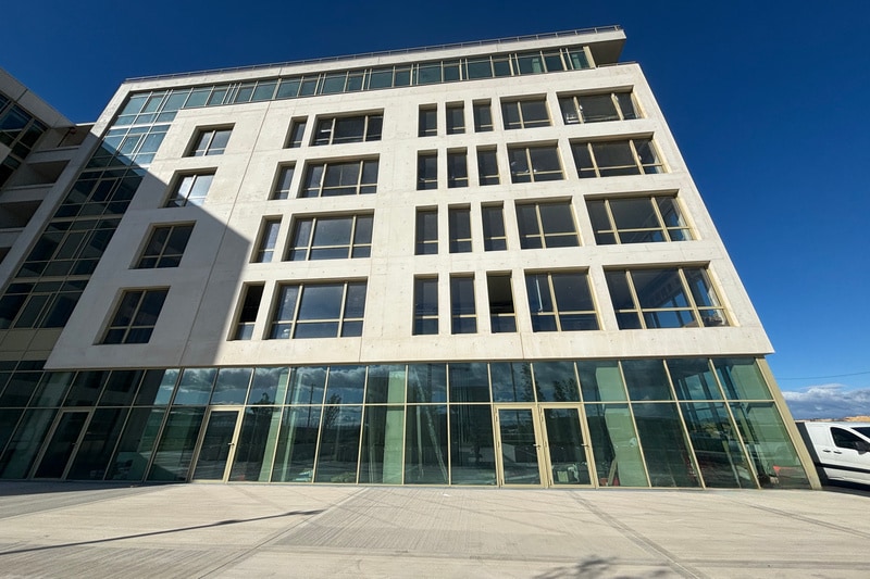 Office in Montpellier for lease - Building Photo - Image 2 of 5