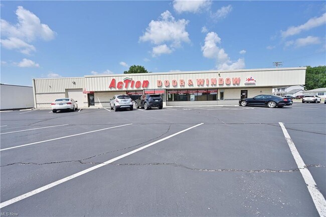 Plus de détails pour 938 Lorain Blvd, Elyria, OH - Commerce de détail à vendre