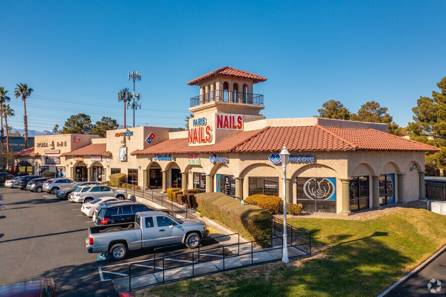 8530 W Sahara Ave, Las Vegas, NV à louer - Photo principale - Image 1 de 2