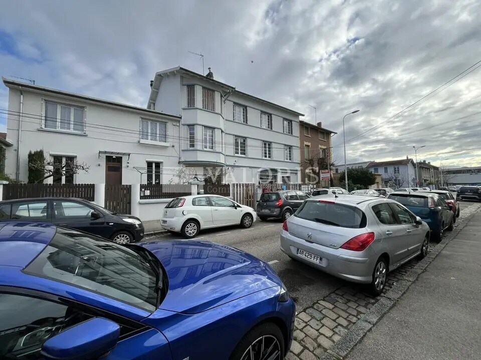 Bureau dans Lyon à louer Photo du bâtiment- Image 1 de 12