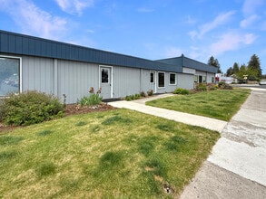 671 NE Greenwood Ave, Bend, OR for lease Building Photo- Image 1 of 14