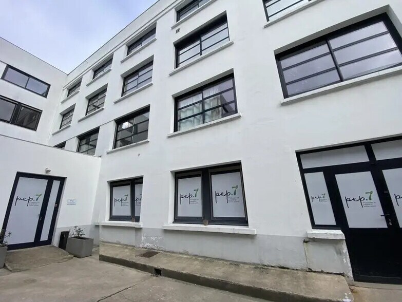 Flex dans Ivry-sur-Seine à louer - Photo du bâtiment - Image 3 de 19
