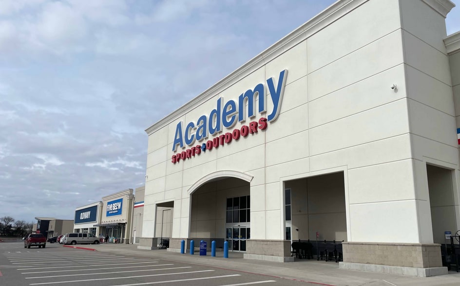 NWC 12th Ave, Ardmore, OK for lease - Building Photo - Image 2 of 4