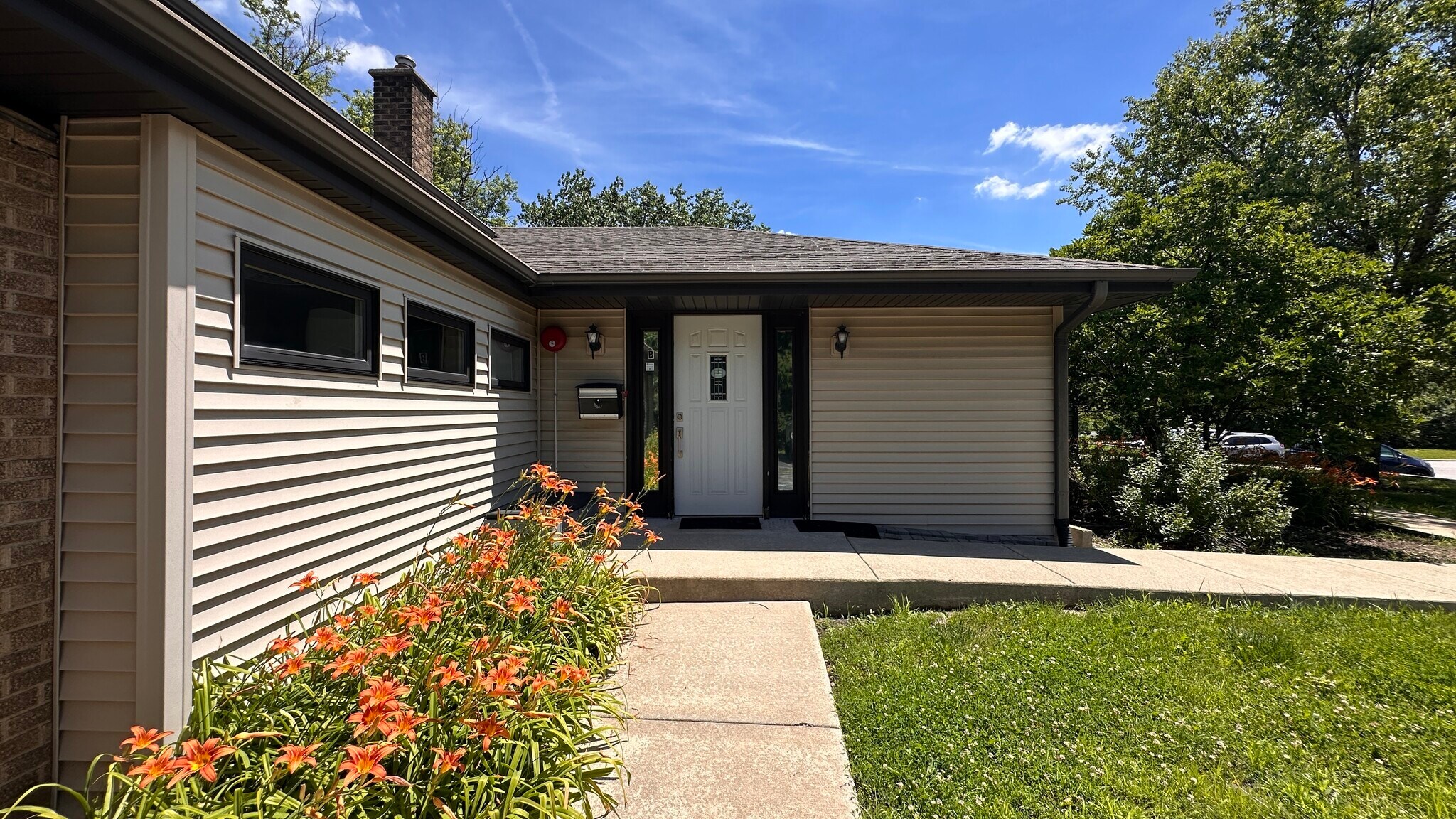 682 W Boughton Rd, Bolingbrook, IL for lease Building Photo- Image 1 of 19