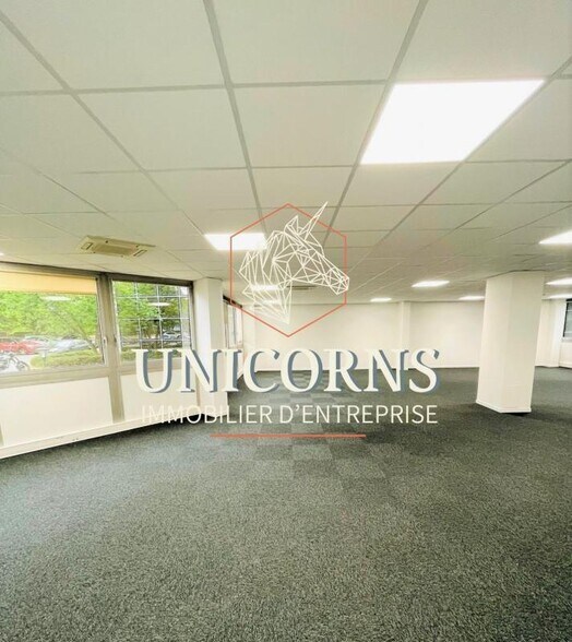 2 Rue Marcel Doret, Blagnac for lease - Interior Photo - Image 3 of 10