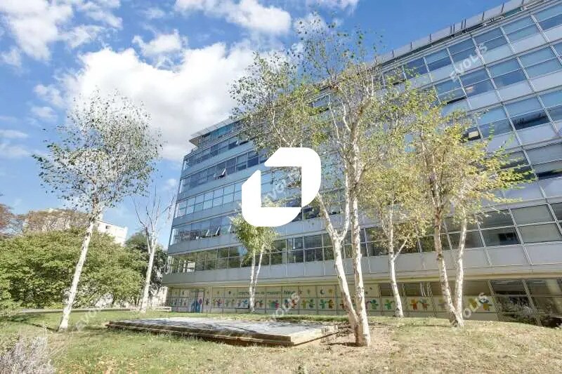 140 Avenue Jean Lolive, Pantin for lease - Building Photo - Image 2 of 53