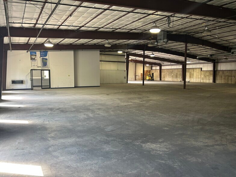 814 Post Rd, Madison, WI for sale - Building Photo - Image 2 of 9