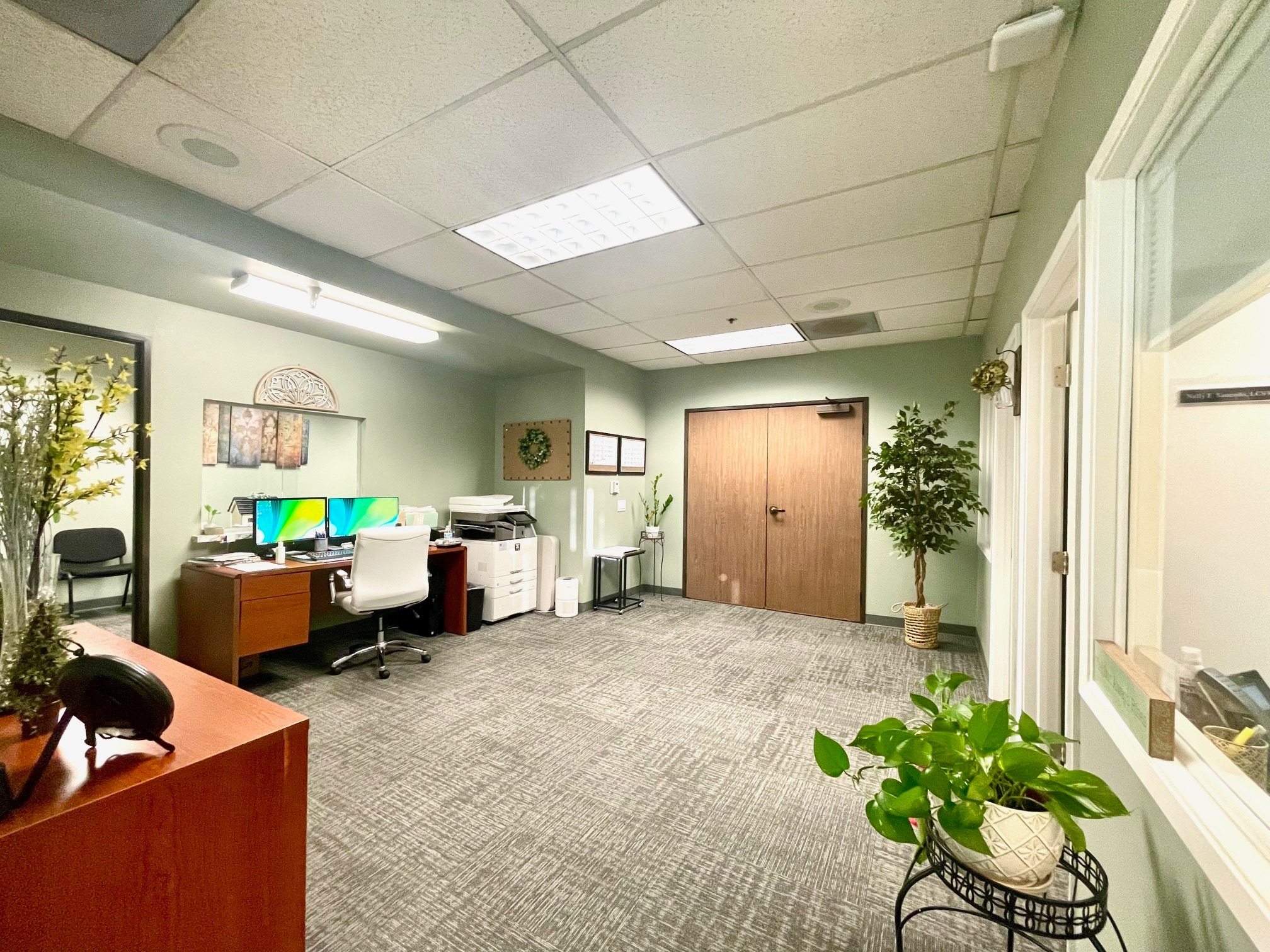 10737 Laurel St, Rancho Cucamonga, CA for lease Interior Photo- Image 1 of 15