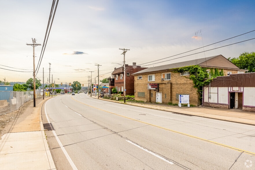 911 Duquesne Blvd, Duquesne, PA à vendre - Photo du bâtiment - Image 3 de 5