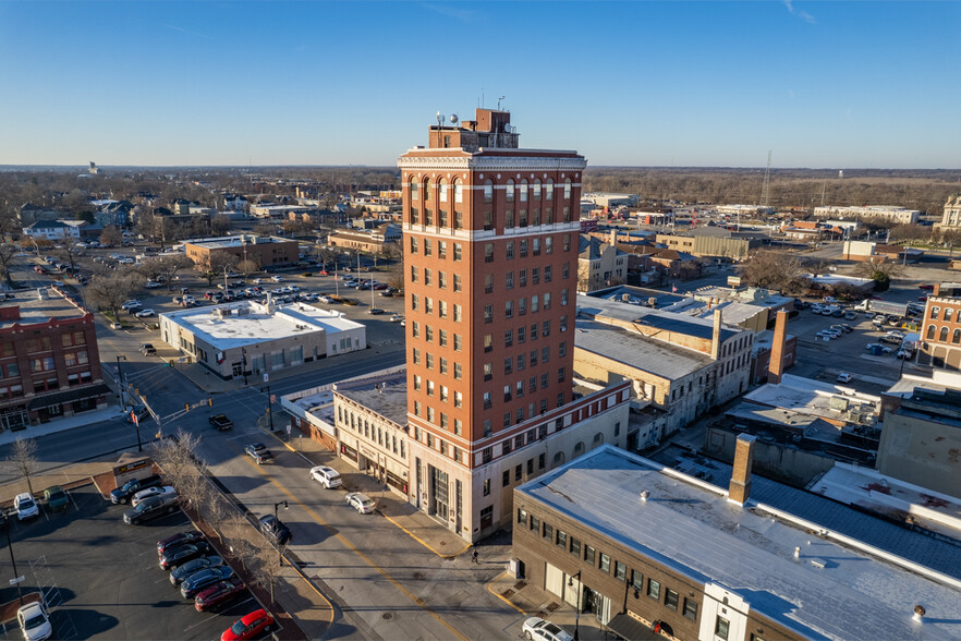 19 S 6th St, Terre Haute, IN à vendre - Photo du b timent - Image 1 de 1