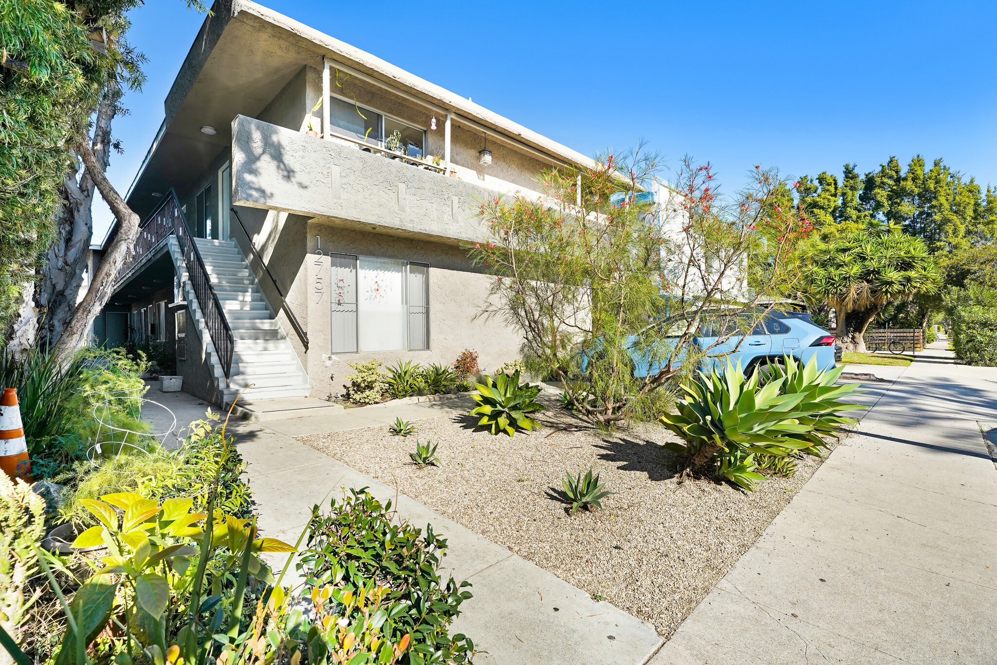 12757 Caswell Ave, Los Angeles, CA for sale Primary Photo- Image 1 of 11