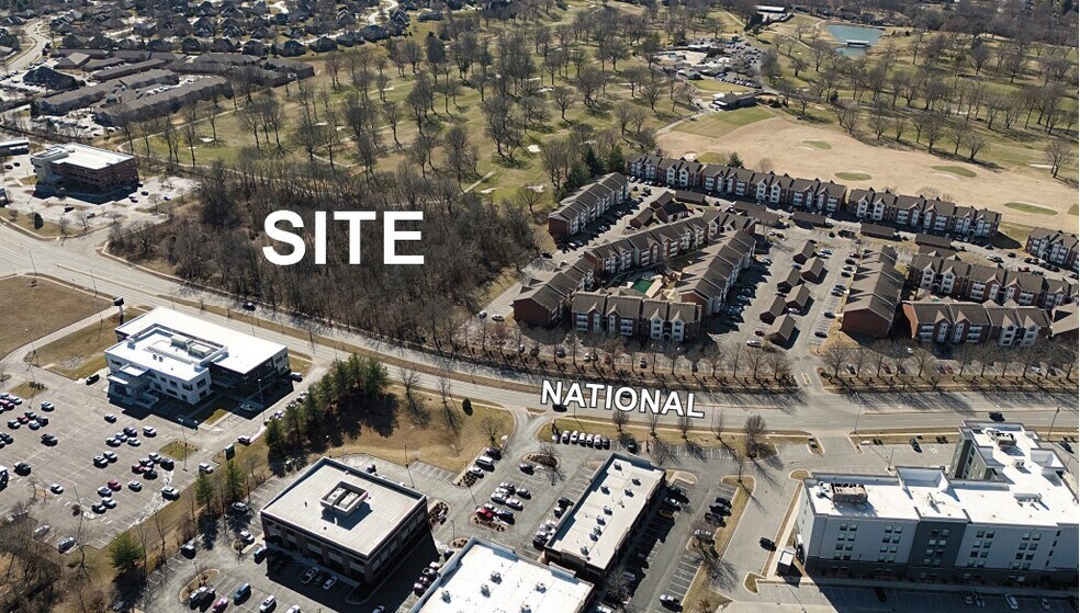 1209 E Holiday St, Springfield, MO à vendre - Photo du bâtiment - Image 1 de 25