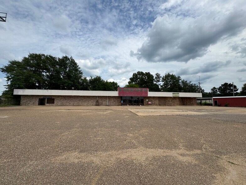 802 US Highway 59, Queen City, TX à vendre - Photo du bâtiment - Image 2 de 13