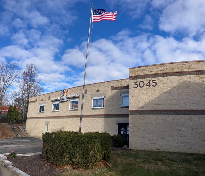 3045 Pennsylvania Ave, Weirton, WV for lease - Building Photo - Image 1 of 65