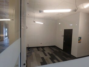 101 S Garland Ave, Orlando, FL à louer Photo intérieure- Image 2 de 3