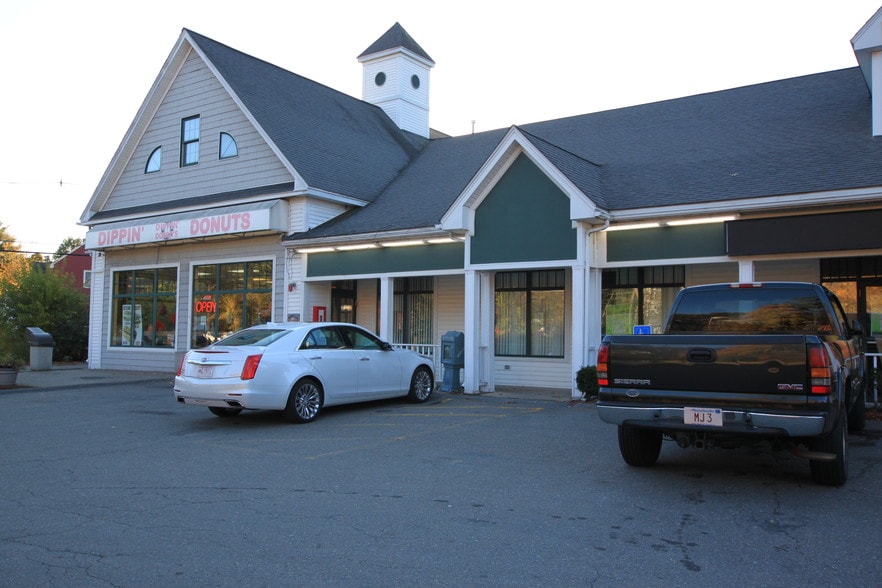 1123 Central St, Leominster, MA for lease - Building Photo - Image 3 of 10