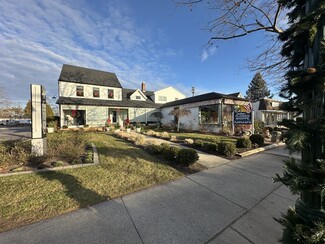 Plus de détails pour 341 Main St, Islip, NY - Vente au détail à vendre