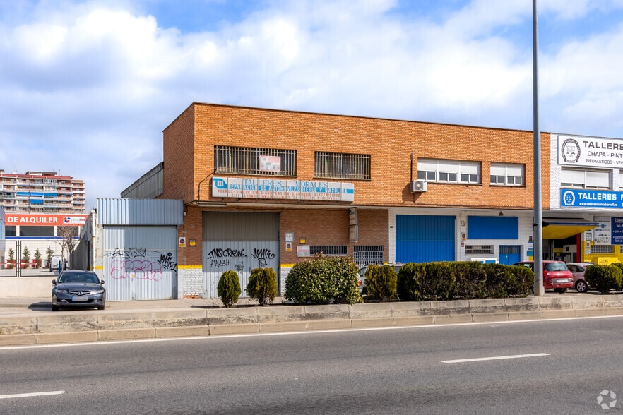Carretera Loeches, 59, Torrejón de Ardoz, Madrid à vendre - Photo du bâtiment - Image 2 de 2