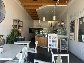 8366-8368 W 3rd St, Los Angeles, CA for lease Interior Photo- Image 1 of 5