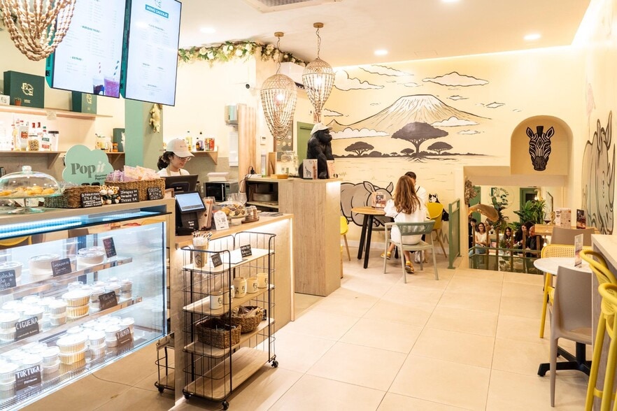 Retail in Madrid, Madrid for lease - Interior Photo - Image 1 of 3
