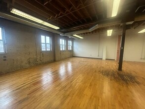 635 9th St, Minneapolis, MN for lease Interior Photo- Image 2 of 3