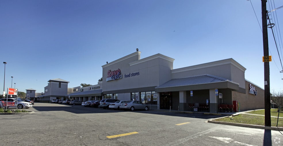 6014-6132 Merrill Rd, Jacksonville, FL for lease - Primary Photo - Image 1 of 6